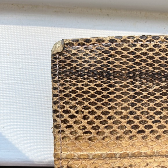 Vintage genuine snakeskin women’s wallet/clutch - Picture 8 of 10